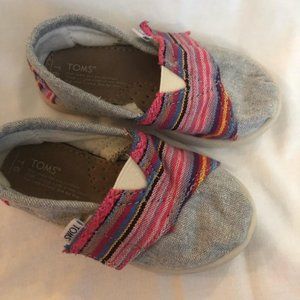 NEW Toms Toddler Classic Canvas Slip On Shoes